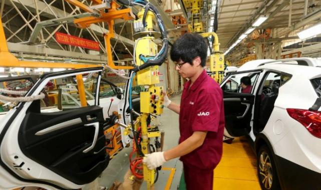 Çin otomobillerine ek vergi