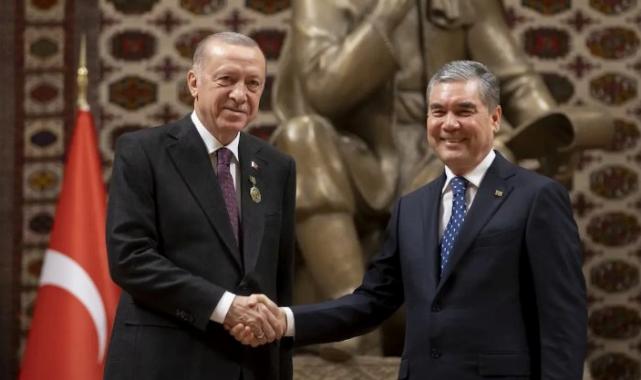 Cumhurbaşkanı Erdoğan, Berdimuhammedov ile görüştü