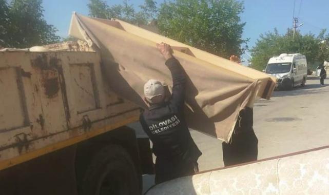 Dilovası’nda çöpe atılan ev eşyaları imha ediliyor