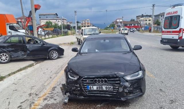 Düzce’de trafik kazası: 3 yaralı!