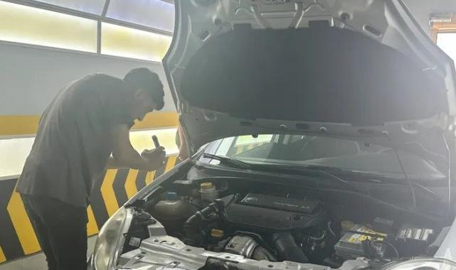 Enkaz altındaki araçlarla yapılan change vurgununa dikkat