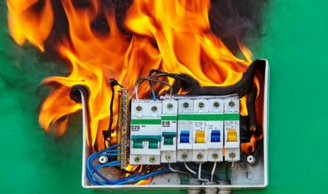 İstanbul ETO uyardı: Elektrik yangınları ansızın gelir