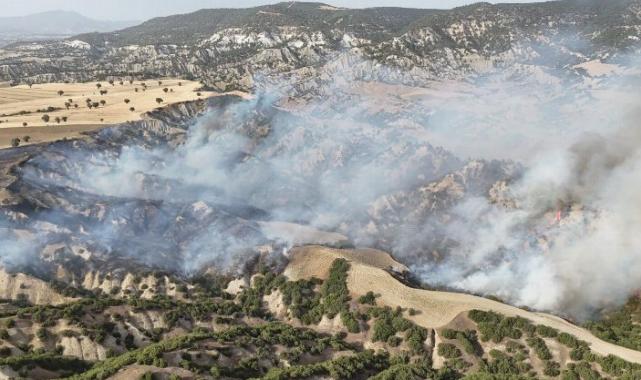 Manisa itfaiyesi yangınlar için seferber oldu