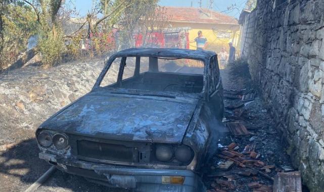 Manisa Soma’da ot yangını! Otomobil küle döndü!
