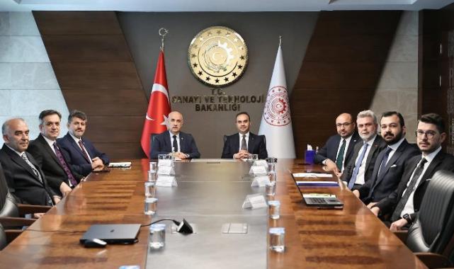 Milletvekili Prof. Dr. Vahit Kirişçi, Bakan Kacır’ı ziyaret etti 