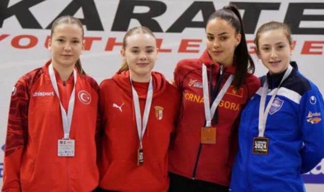 Nilüferli karateciler İspanya’dan madalyalarla döndü