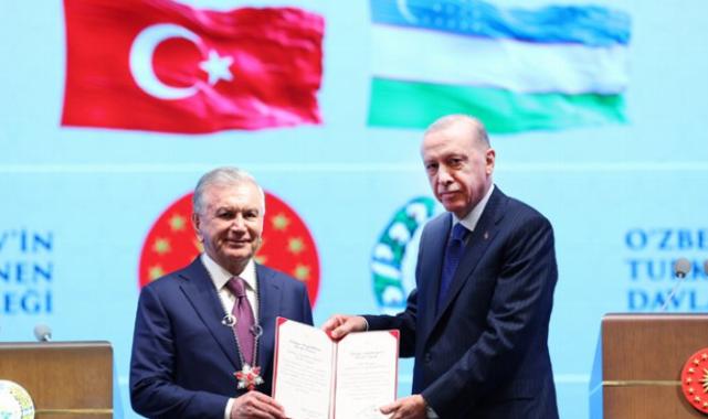 Özbekistan Cumhurbaşkanı’na Devlet Nişanı tevcih edildi