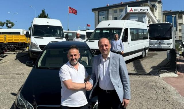 Sakarya Geyve’de lüks makam araçları minibüse dönüştü