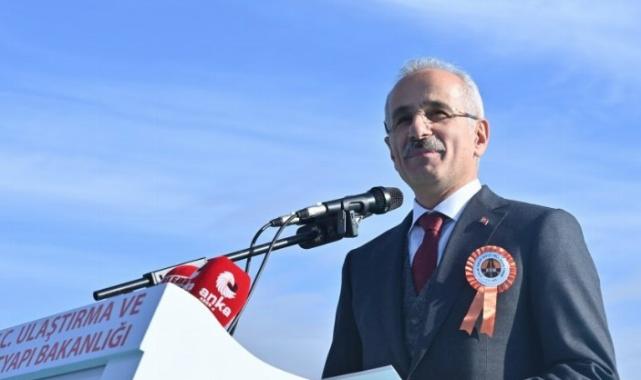 Sarp ve dik yamaçlardan oto yollara çelik koruma