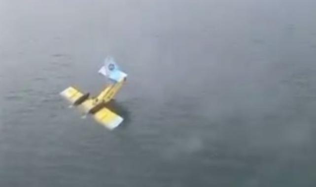 Yangın söndürme uçağı Bafa Gölü’nde kırıma uğradı!