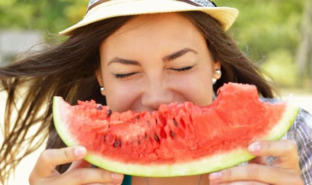 Yaz meyvelerine dikkat! Şeker tehlikesi!