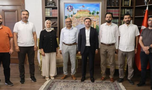 Başkan Arı’ya önemli ziyaretler