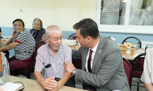 Başkan Zeyrek, Manisa Cemevi’nde yurttaşlarla oruç açtı