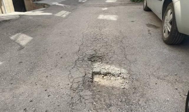 Bursa Çarşamba’da çukurlar isyan ettirdi!