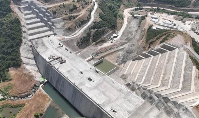 Bursa Karacabey’deki Gölecik Barajı şekilleniyor