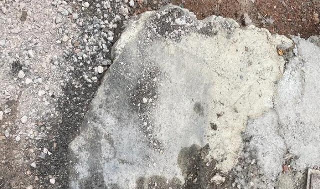 Bursa’da bu kaldırımlar tehlike saçıyor