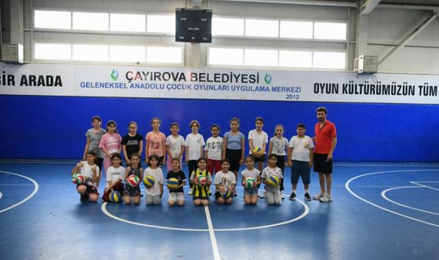 Çayırova Yaz spor okullarında eğitim başladı