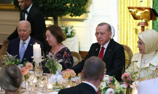 Cumhurbaşkanı Erdoğan,  Biden’ın resmi yemeğinde