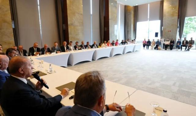 Cumhurbaşkanı Erdoğan: Rize örnek olmalı, farklı bir ses çıkmalı