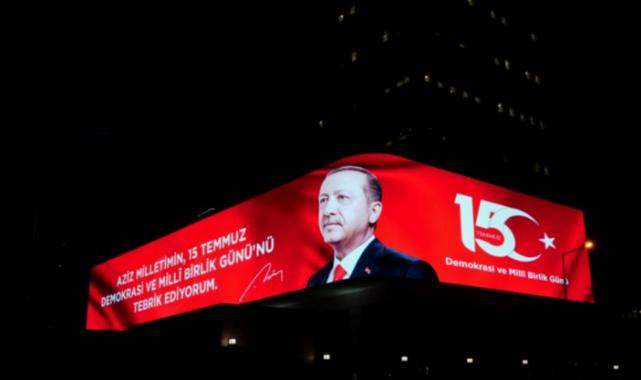 Cumhurbaşkanı Erdoğan’ın mesajı dijital gösterimde