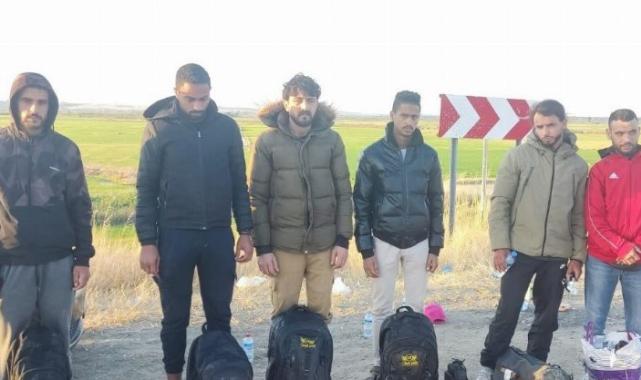 Edirne Jandarması’ndan göçmen kaçakçılarına darbe!