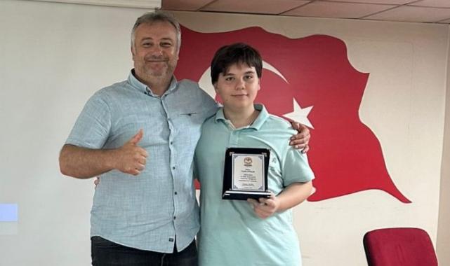 Fatih Uygun en başarılı futbol antrenörü seçildi