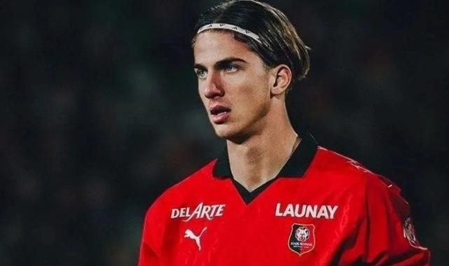 Fenerbahçe, Bertuğ Yıldırım ile resmi görüşmelere başladı