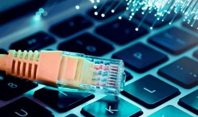 Günde ortalama 7 saat internetteyiz… Nüfusumuzun yüzde 94’ü mobil