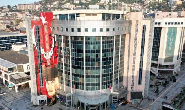 İzmit Belediyesi’nden işletmelere ‘ruhsat’ uyarısı