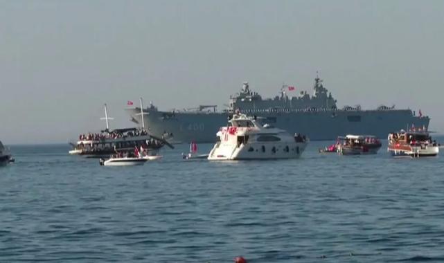 KKTC’de 50. yılda 50 gemi ile geçit töreni