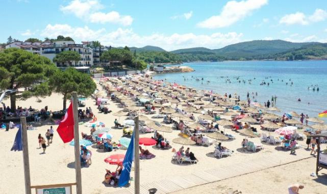 Kocaeli’nin mavi bayraklı plajlarında deniz keyfi