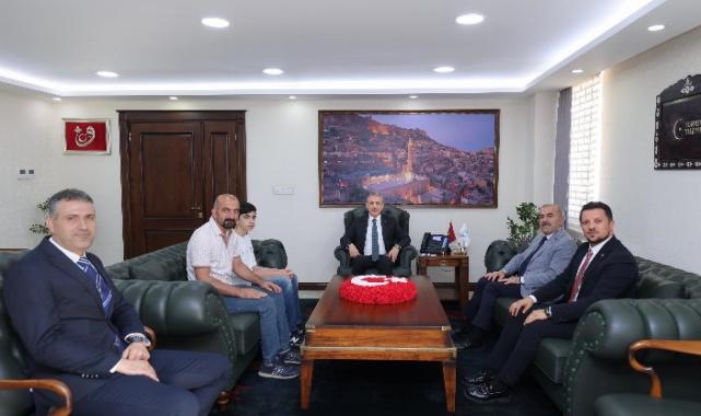 Mardin Valisi Akkoyun, LGS Türkiye Birincisini tebrik etti