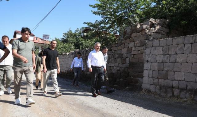 Melikgazi’de sokak sağlıklaştırma çalışmaları sürüyor