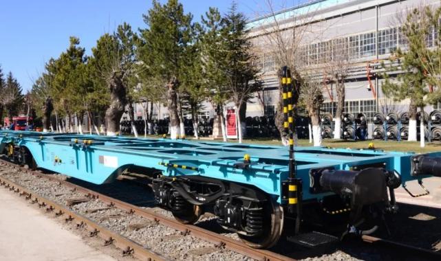 Milli elektrikli 2025’te raylarda