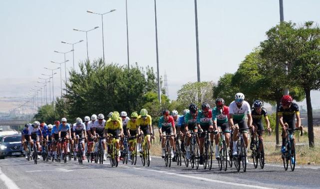 Pedallar uluslararası puanlar için çevrildi