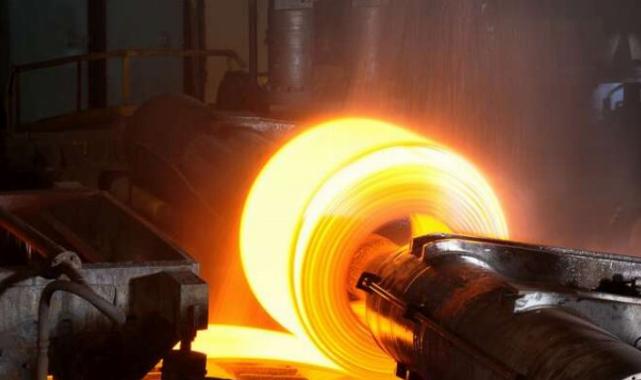 Sanayi üretimi yıllık 0,1 azaldı