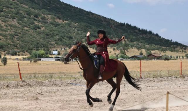 Talas’ta atlı okçuluk heyecanı