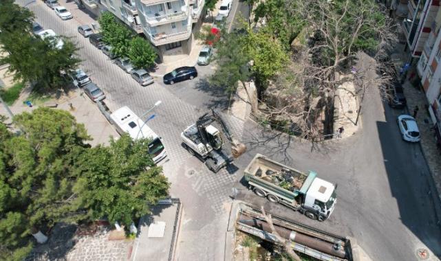 Tarihi dokuların güzergahında el işçiliğiyle temizlik yapıldı 