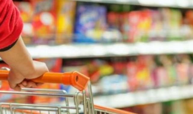 Ticaret satış hacmi yıllık yüzde 3,8 azaldı