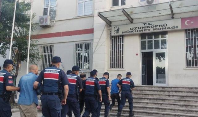 Uzunköprü’de aranan 4 şahıs yakalandı!