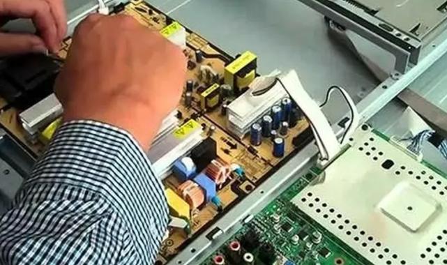 Vatandaş bozulan cihazını tamir mi ettiriyor, yenisini mi alıyor?