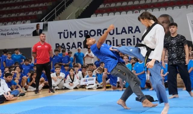 Yaz Spor Okullarına şovlu açılış