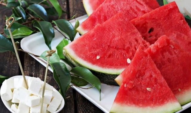 Yazın ayrılmaz ikilisi: Karpuz-peynir
