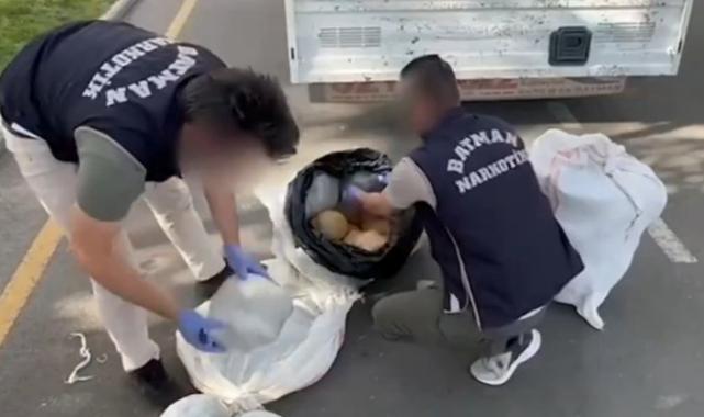 Zehir tacirlerine 27’nci operasyon! 1,7 ton uyuşturucu ele geçirildi
