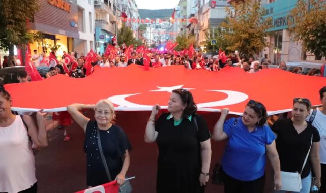 30 Ağustos Zafer Bayramı Gemlik’te coşkuyla kutlandı!