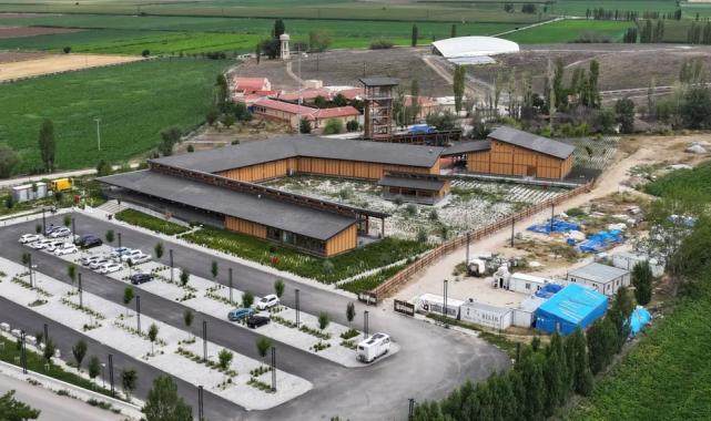 9 bin 500 yıllık kente yoğun ilgi