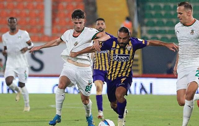 Corendon Alanyaspor 1-1 İkas Eyüpspor (Maç Sonucu) Alanya’da puanlar paylaşıldı!