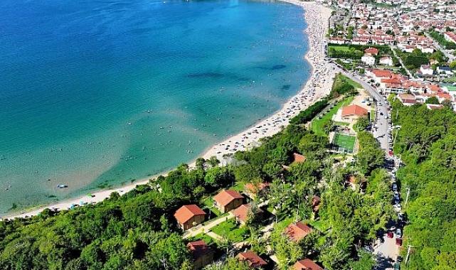 Başarılı öğrencilere Başkan Büyükakın’dan tatil jesti
