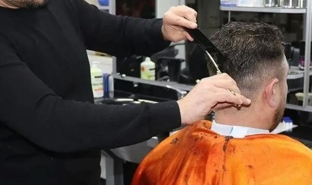 Bursa’da berberlerin tatil isyanı devam ediyor