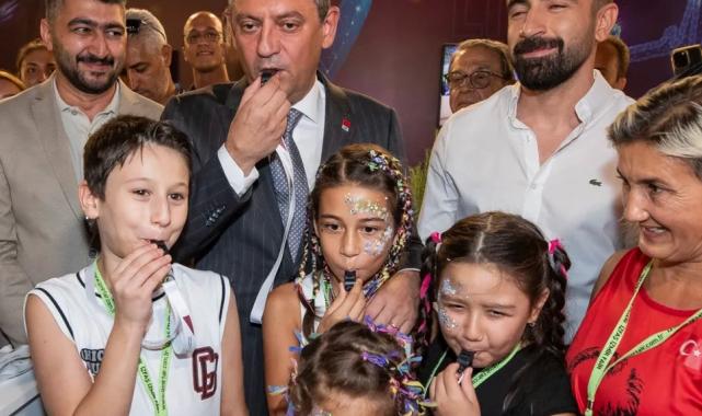 CHP Lideri Özel: Kentsel dönüşüm için uyarı düdüğü çalacağız